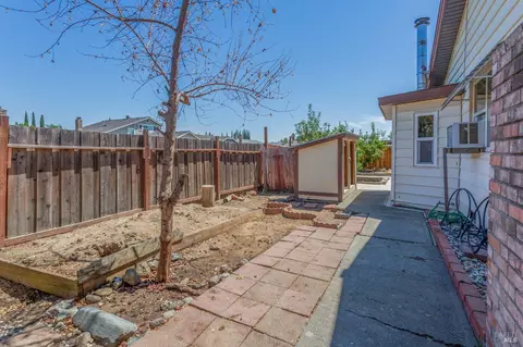 1091 Hawk Ln, Fairfield, CA 94533 photo 47