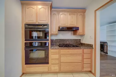 1091 Hawk Ln, Fairfield, CA 94533 photo 25