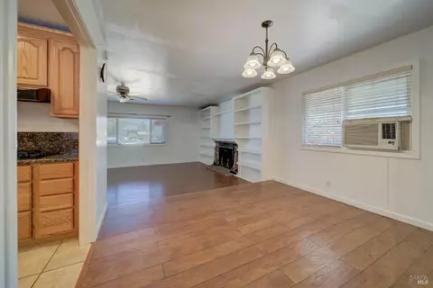 1091 Hawk Ln, Fairfield, CA 94533 photo 16