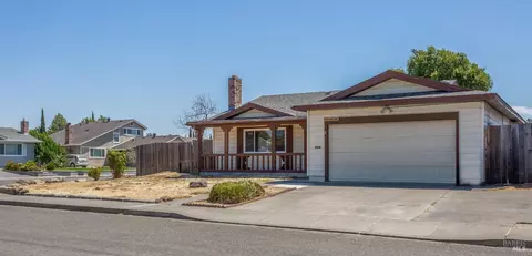1091 Hawk Ln, Fairfield, CA 94533 photo 4
