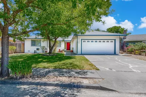 4126 Trinity Dr, Santa Rosa, CA 95405 photo 2