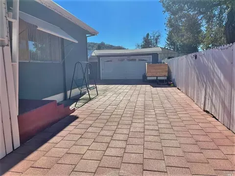 6405 10th Ave, Lucerne, CA 95458 photo 10