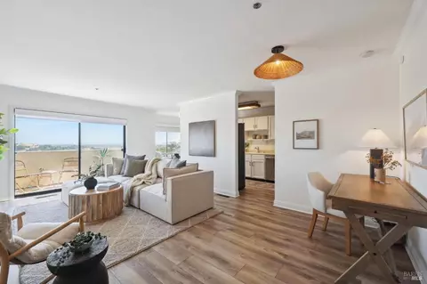 270 Channing Way #23, San Rafael, CA 94903