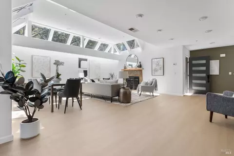 106 4th St, Sausalito, CA 94965
