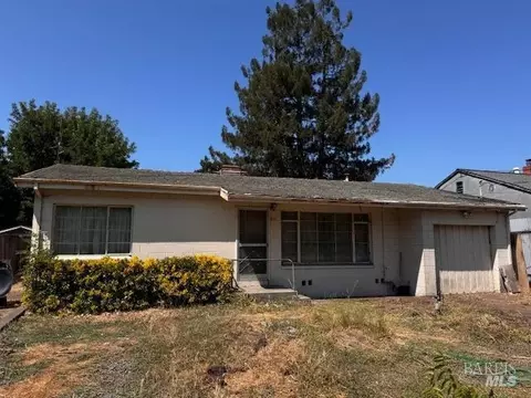 817 Brigham Ave, Santa Rosa, CA 95404