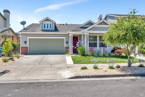 4724 Orville Ave, Santa Rosa, CA 95407