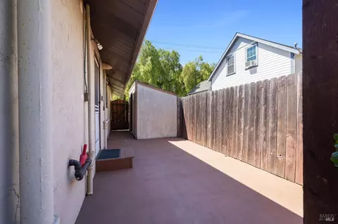 1502 E 2nd St, Benicia, CA 94510 photo 25