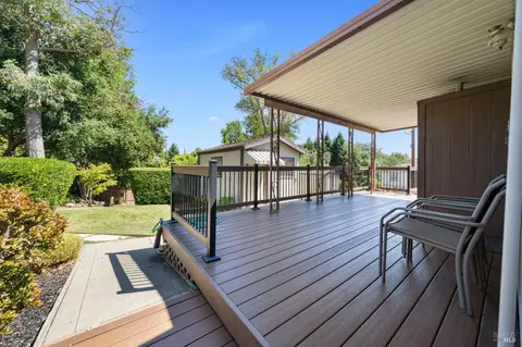 1502 E 2nd St, Benicia, CA 94510 photo 23