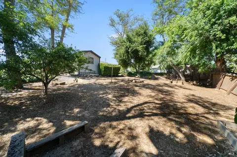 1502 E 2nd St, Benicia, CA 94510 photo 31
