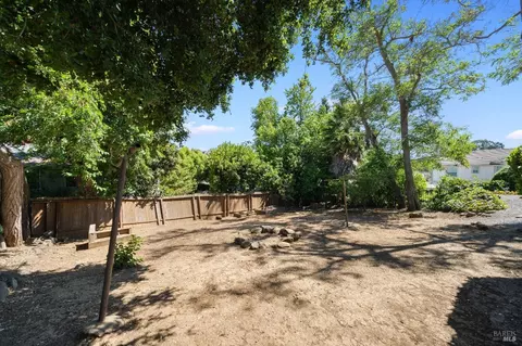 1502 E 2nd St, Benicia, CA 94510 photo 32