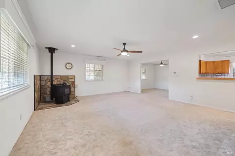 1502 E 2nd St, Benicia, CA 94510 photo 4