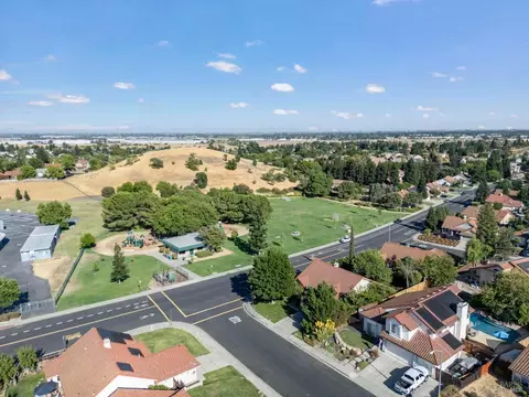 801 Wethersfield Dr, Vacaville, CA 95688 photo 40