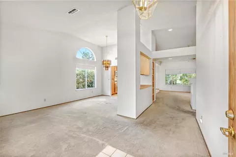 801 Wethersfield Dr, Vacaville, CA 95688 photo 6