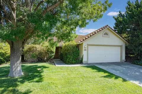 801 Wethersfield Dr, Vacaville, CA 95688 photo 2