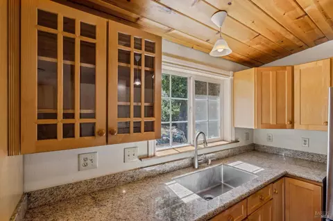 10 Hillside Ter, Novato, CA 94945 photo 18