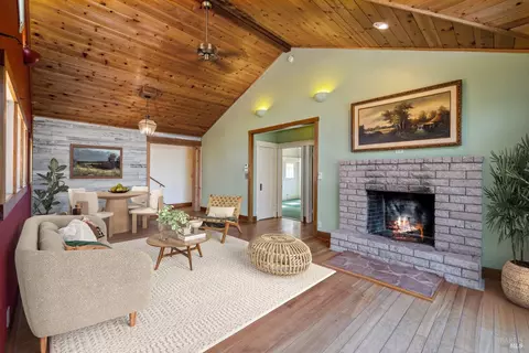 10 Hillside Ter, Novato, CA 94945 photo 3