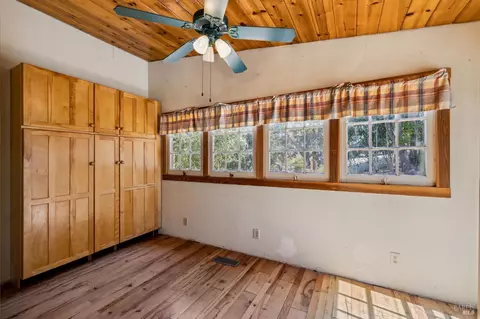 10 Hillside Ter, Novato, CA 94945 photo 17