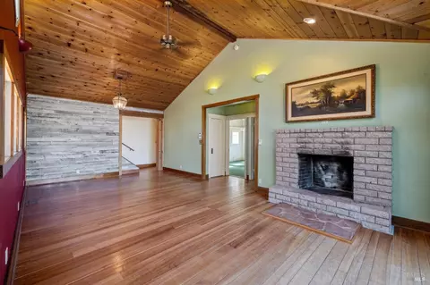 10 Hillside Ter, Novato, CA 94945 photo 12