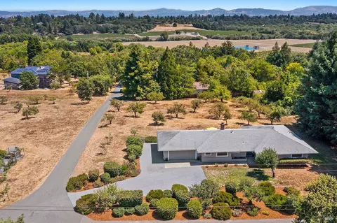 1351 Ferguson Rd, Sebastopol, CA 95472