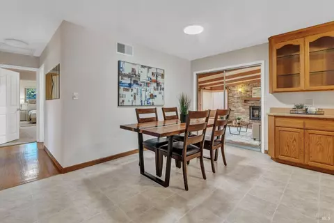28547 Thackeray Ave, Hayward, CA 94544 photo 9