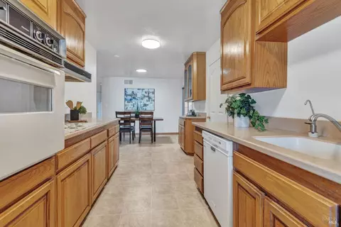 28547 Thackeray Ave, Hayward, CA 94544 photo 16