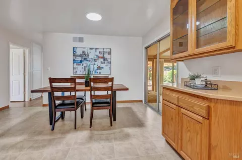 28547 Thackeray Ave, Hayward, CA 94544 photo 11