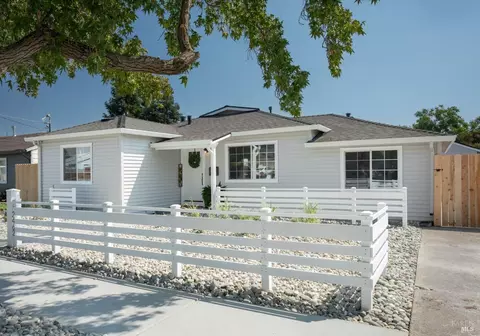 2462 Upland Dr, Concord, CA 94520