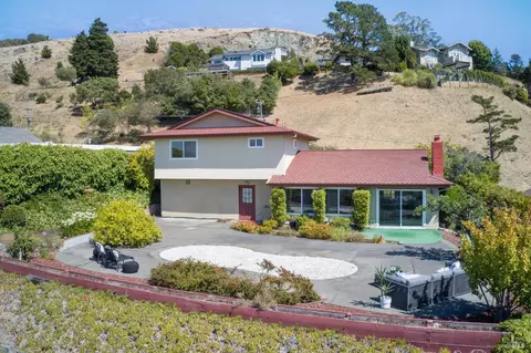 Exterior - 204 Granada Dr, Corte Madera, CA 94925 photo 2 of 19