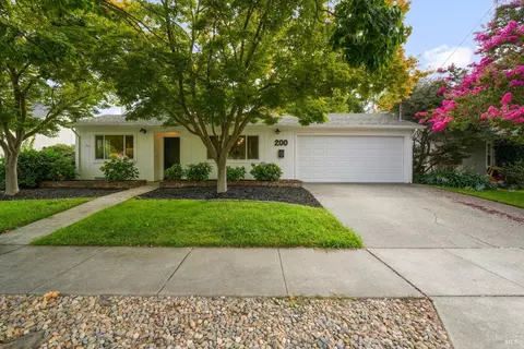 200 Foster Rd, Napa, CA 94558