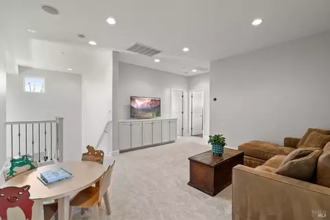 1731 Devin Dr, Petaluma, CA 94954 photo 11