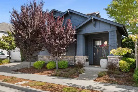 1731 Devin Dr, Petaluma, CA 94954 photo 2