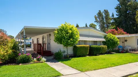 192 Circular Jalisco, Rohnert Park, CA 94928