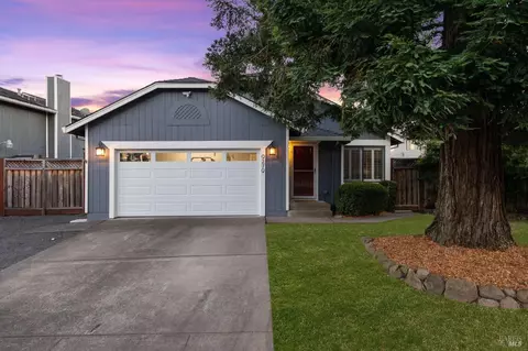 9279 Cordellia Ln, Windsor, CA 95492