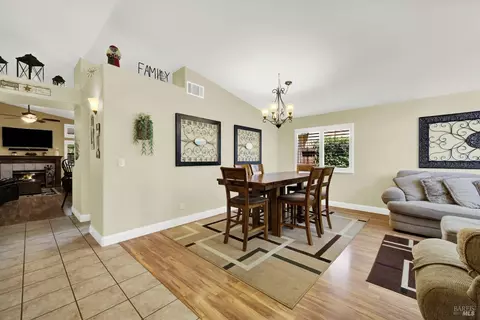 1525 Hannah Ct, Dixon, CA 95620 photo 11