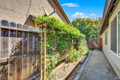 1525 Hannah Ct, Dixon, CA 95620 photo 66