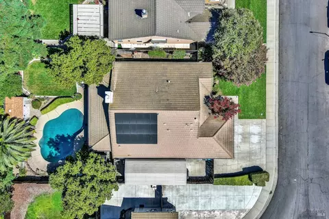 1525 Hannah Ct, Dixon, CA 95620 photo 4
