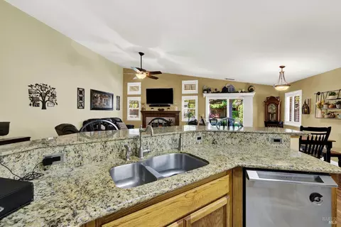 1525 Hannah Ct, Dixon, CA 95620 photo 22