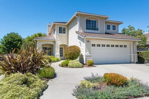 2105 Fairfax Pl, Santa Rosa, CA 95404