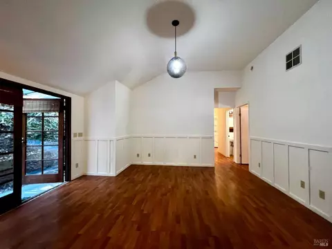 15414 Canyon 3 Rd, Guerneville, CA 95446