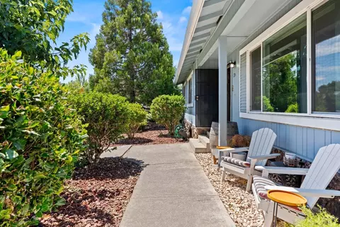 220 Bonnie Ln, Willits, CA 95490 photo 17