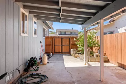 220 Bonnie Ln, Willits, CA 95490 photo 15