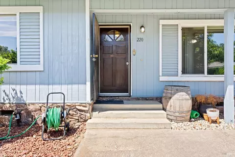 220 Bonnie Ln, Willits, CA 95490 photo 16