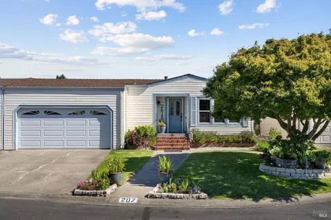 207 Jane Way, Napa, CA 94558