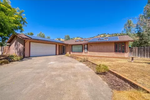 2961 Peach Way, Clearlake Oaks, CA 95423