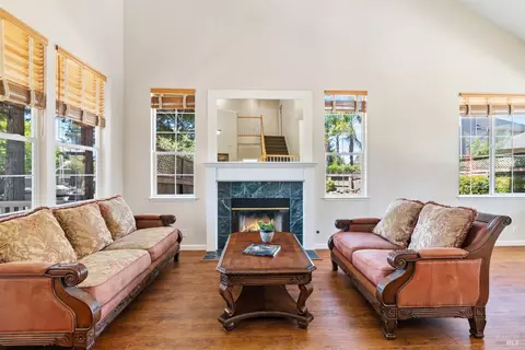 1110 Jennifer Ln, Windsor, CA 95492 photo 6