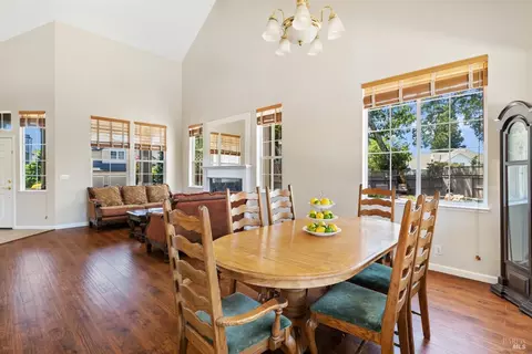 1110 Jennifer Ln, Windsor, CA 95492 photo 7