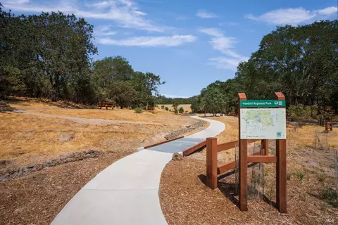 1110 Jennifer Ln, Windsor, CA 95492 photo 41