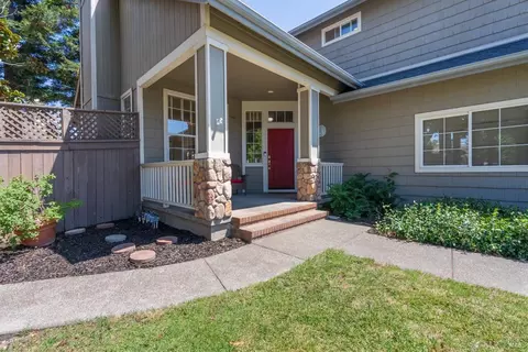 1110 Jennifer Ln, Windsor, CA 95492 photo 3