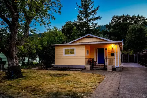 420 Mcpeak St, Ukiah, CA 95482