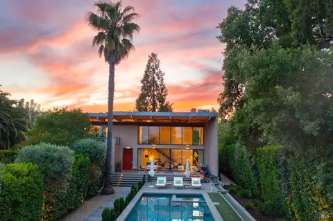 1644 Adams St, Saint Helena, CA 94574